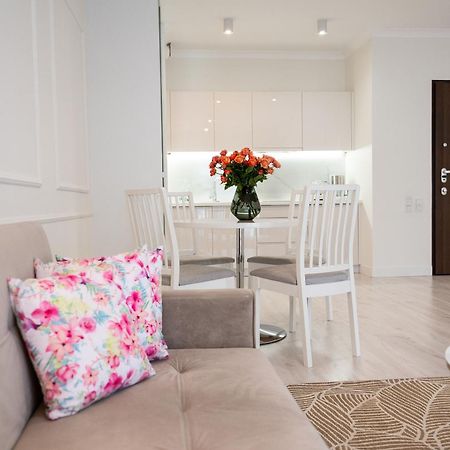 Mennica Residence - Grzybowska 43A Varsó Kültér fotó