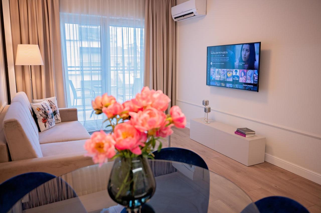 Mennica Residence - Grzybowska 43A Varsó Kültér fotó