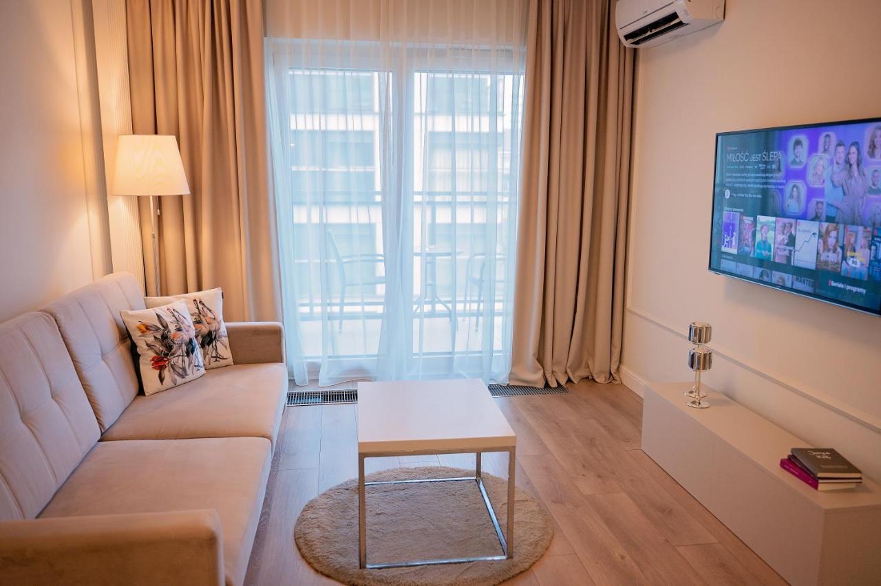 Mennica Residence - Grzybowska 43A Varsó Kültér fotó