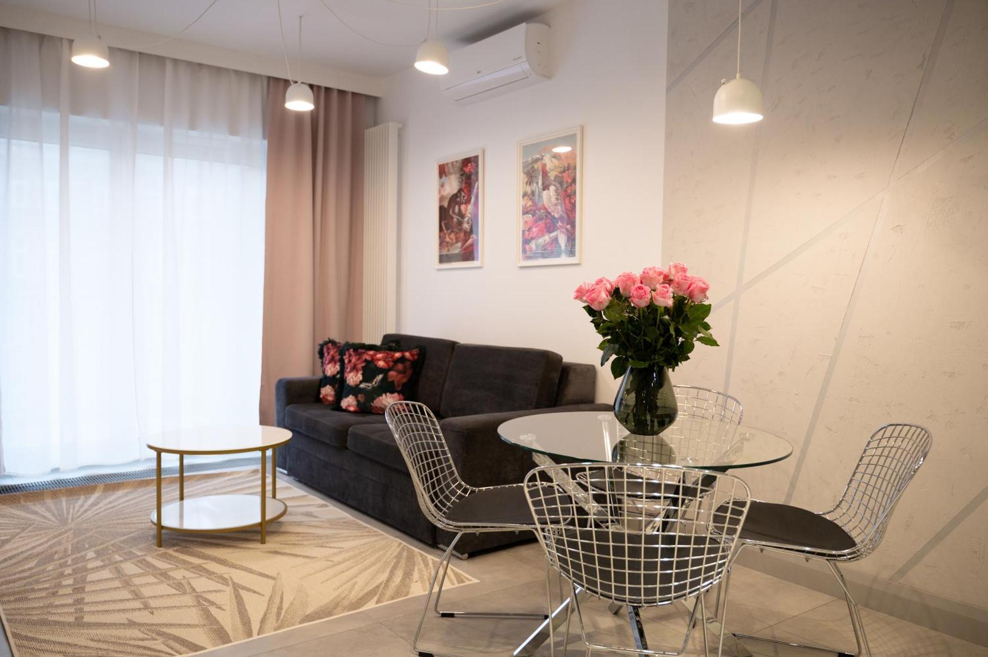 Mennica Residence - Grzybowska 43A Varsó Kültér fotó